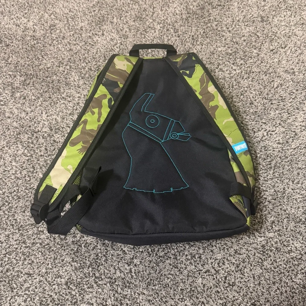 Fortnite‎ Backpack Kids Large Green Camo Excellent Loot Llama School Bag